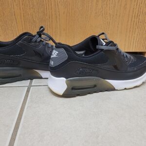Nike Air Max Men's Black Sneakers